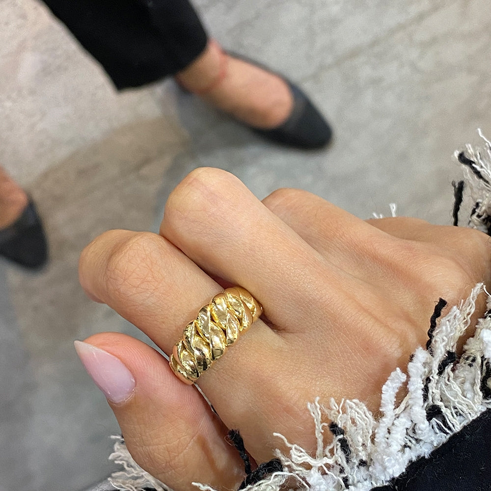 Large Chain Gold Ring