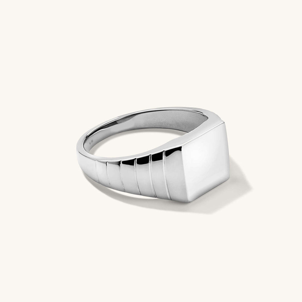 Knight Men's Ring